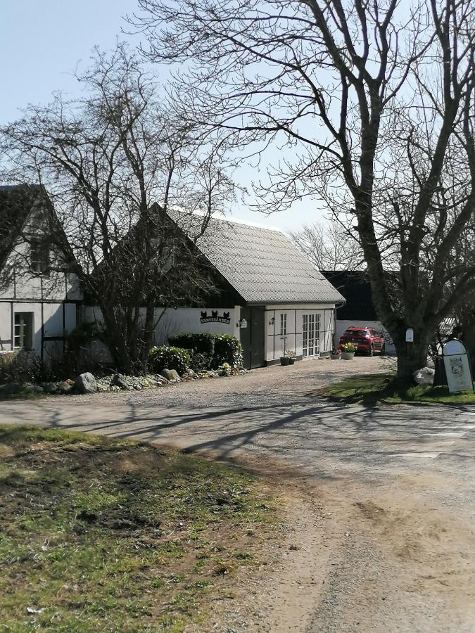 Byens Rareste B&B Harlev  Екстериор снимка